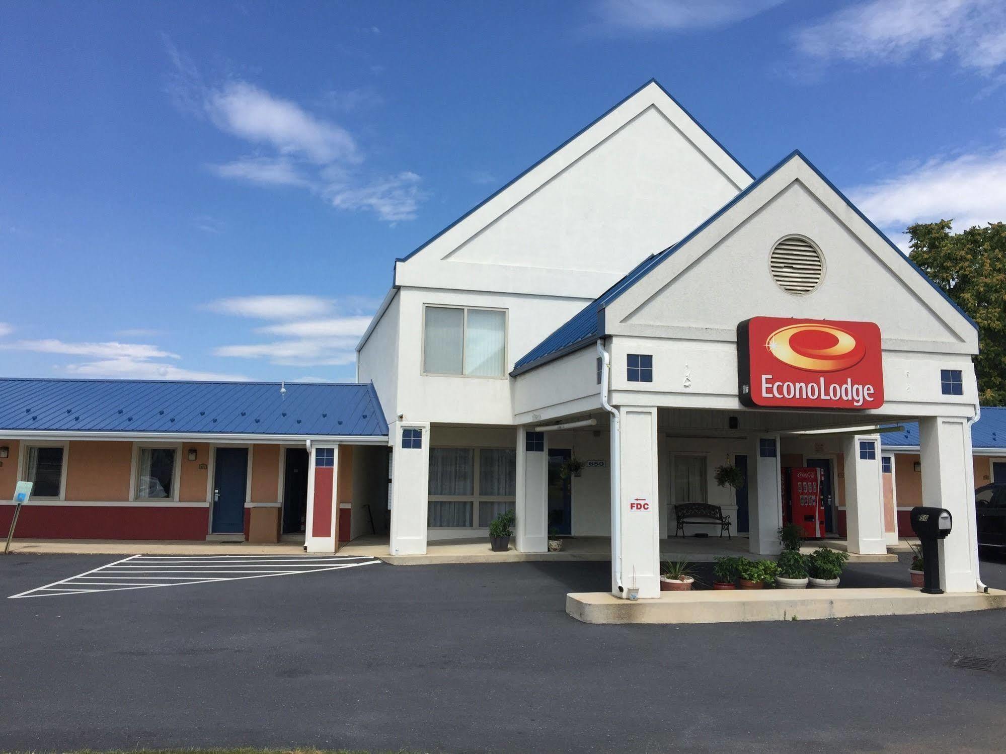 Econo Lodge Mechanicsburg Exterior photo