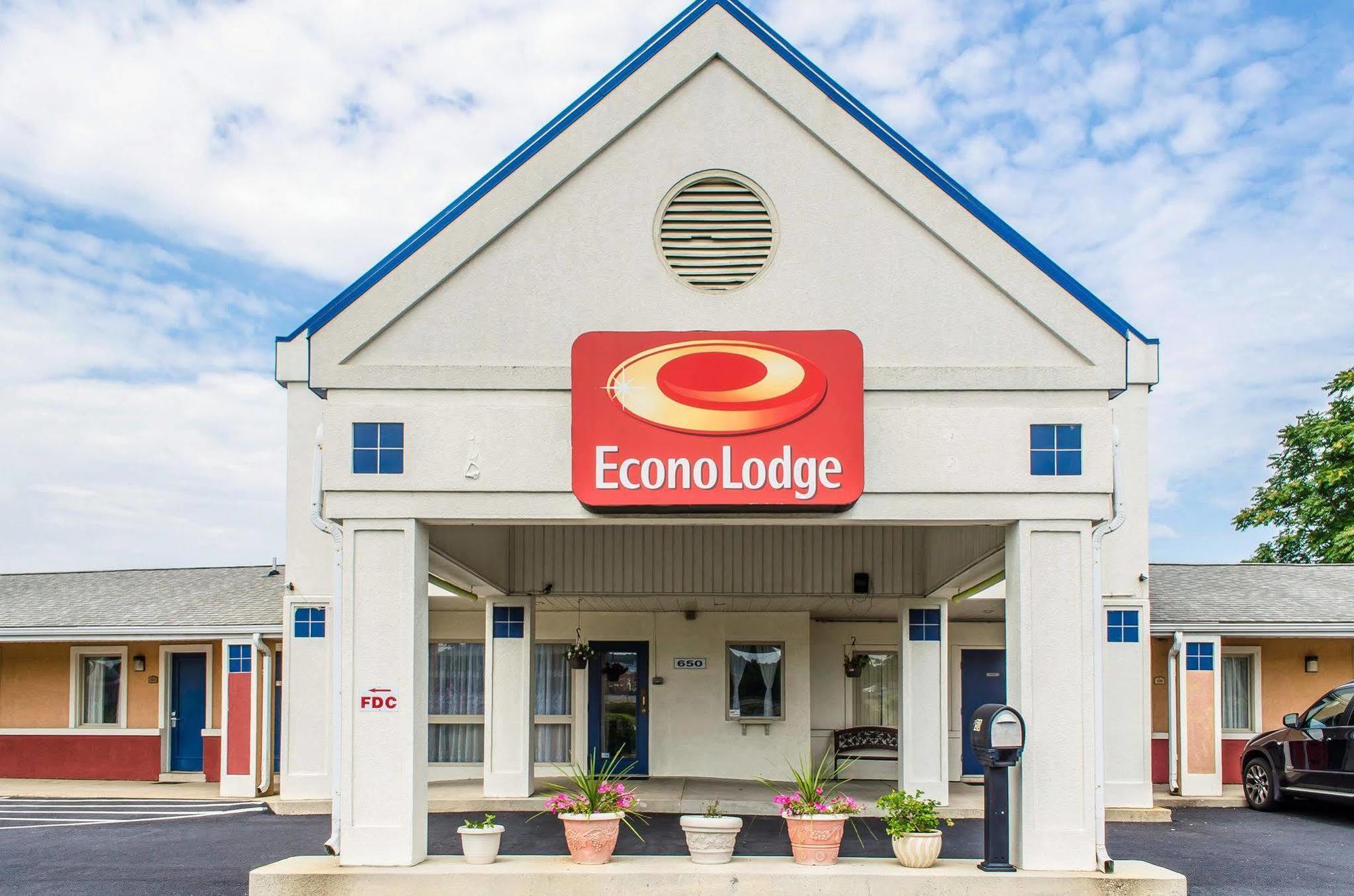 Econo Lodge Mechanicsburg Exterior photo